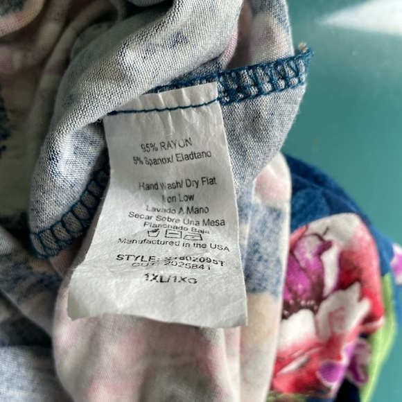 Chris & Carol floral rounded hem shift dress VGUC - Picture 4 of 4